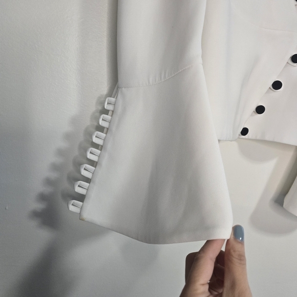 ALEXIS White Noere Cold Shoulder Asymmetrical Tux Top Event Evening Occasion - Picture 7 of 14